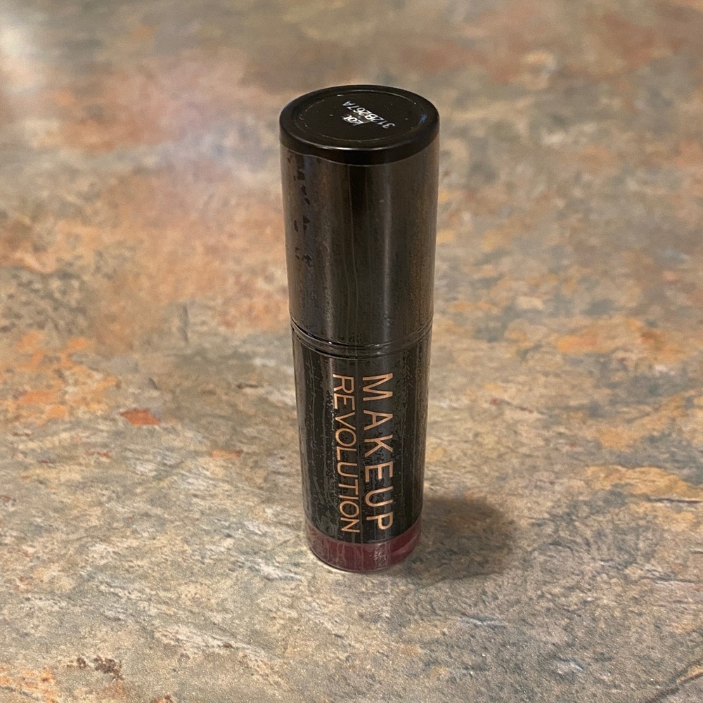 Makeup Revolution Rebel With Cause Lipstick NIP
